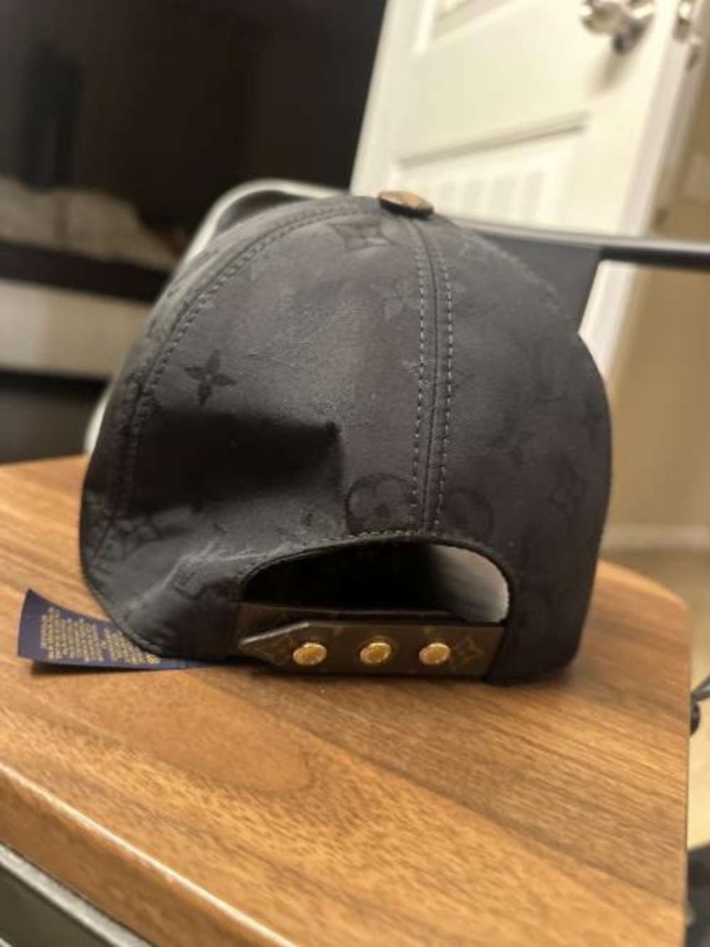 Louis Vuitton Black Crown with Brown Monogram Leather Brim Cap - Picture 3 of 3